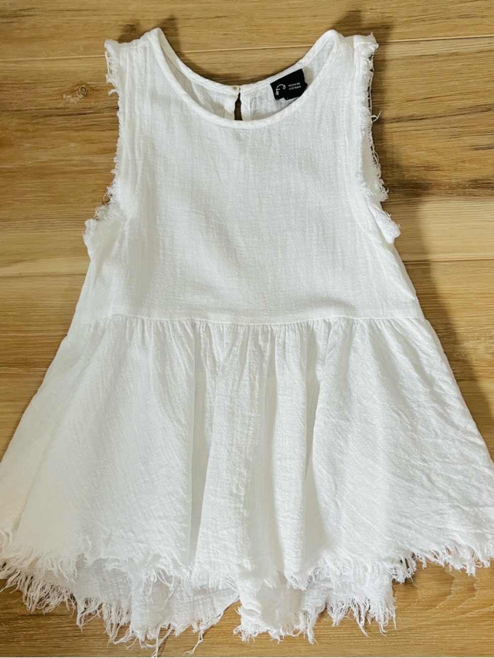 Art Class White Sleeveless Frayed Dress